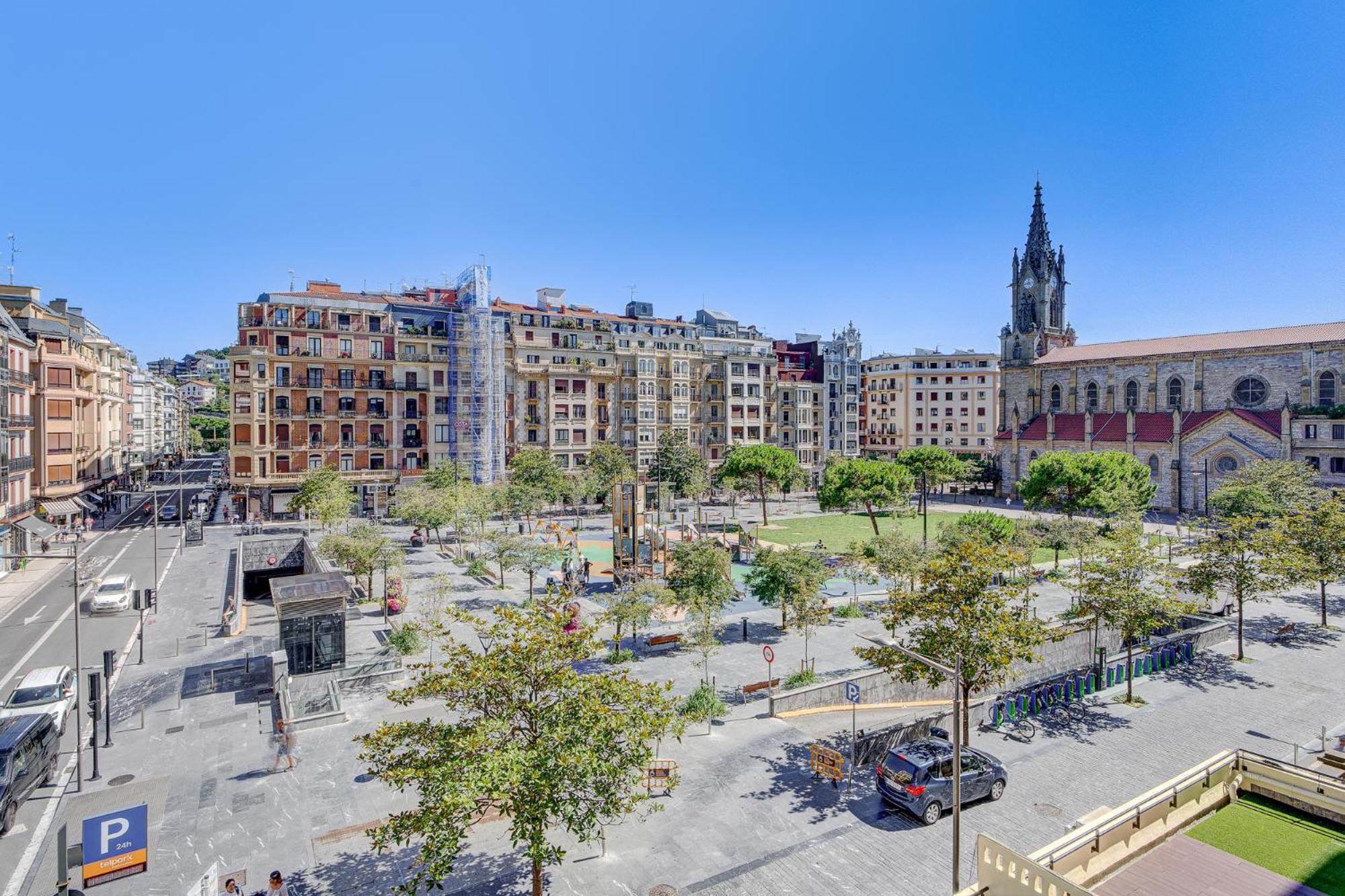 Apartamentos Gran Via By Sanse Holidays San Sebastián Eksteriør bilde