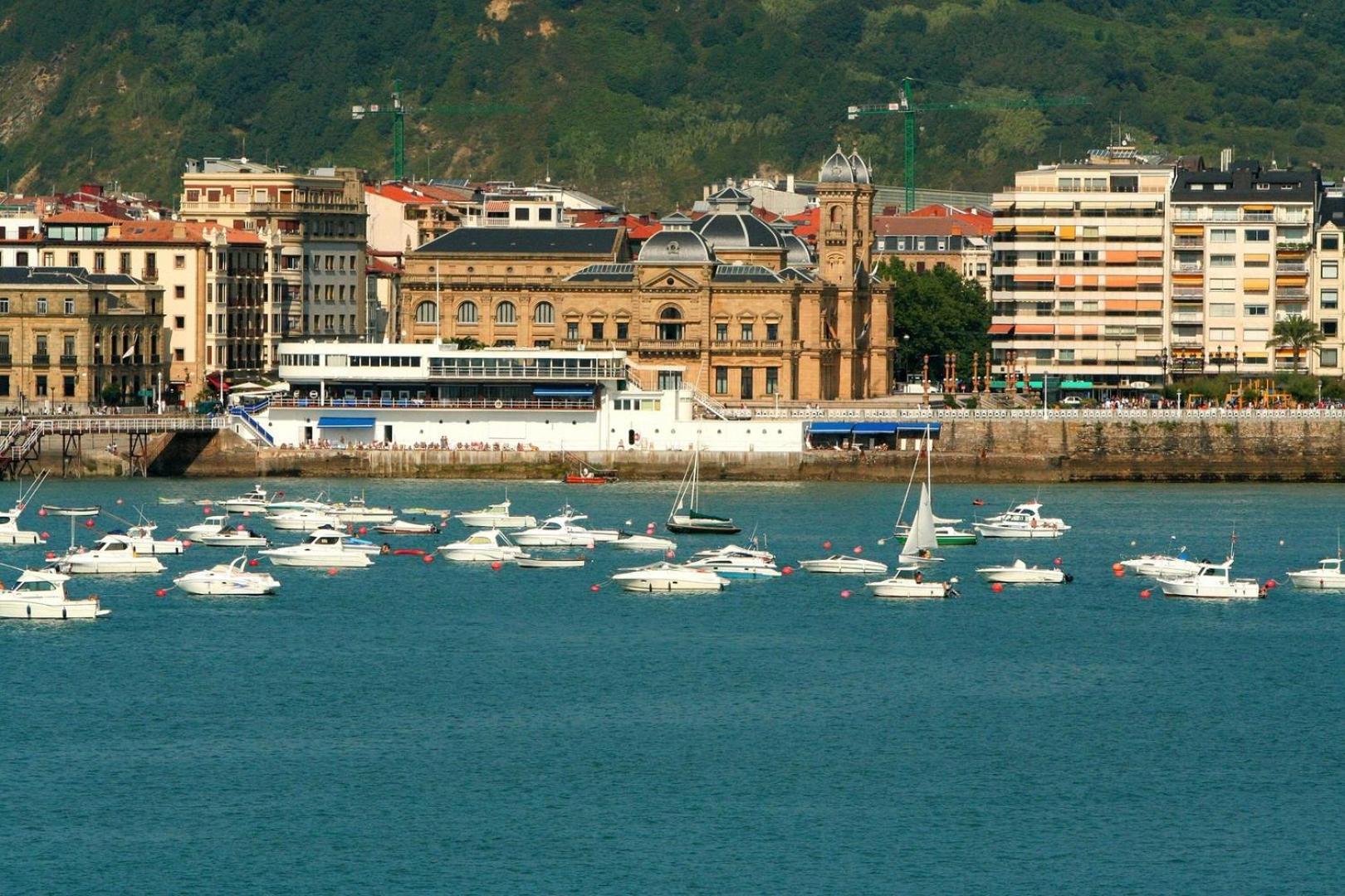 Apartamentos Gran Via By Sanse Holidays San Sebastián Eksteriør bilde